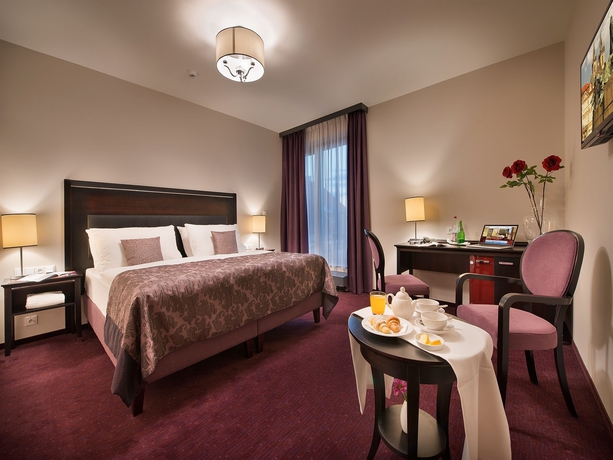 Imagen de la habitación del Hotel Ea Embassy Prague. Foto 6