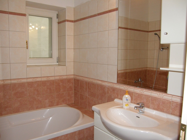 Imagen de la habitación del Hotel Ea Melantrich. Foto 5