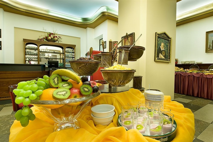 Imagen del bar/restaurante del Hotel Ea Rokoko. Foto 7