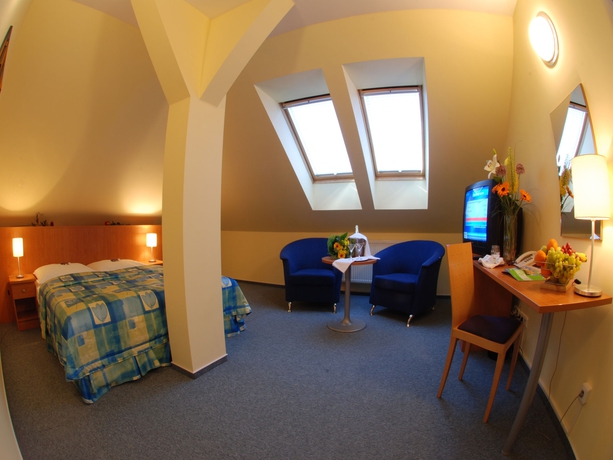 Imagen de la habitación del Hotel Ea Tosca. Foto 12