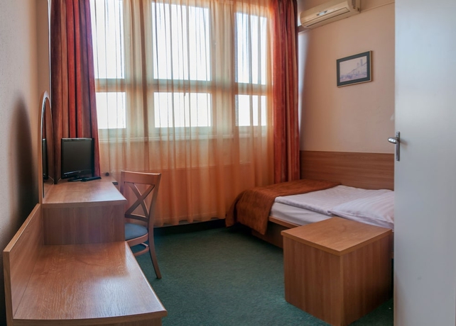 Imagen de la habitación del Hotel &Eacute;ben. Foto 5