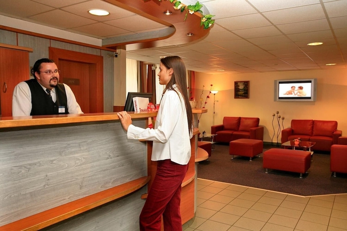 Imagen de los interiores del Hotel &Eacute;ben. Foto 15