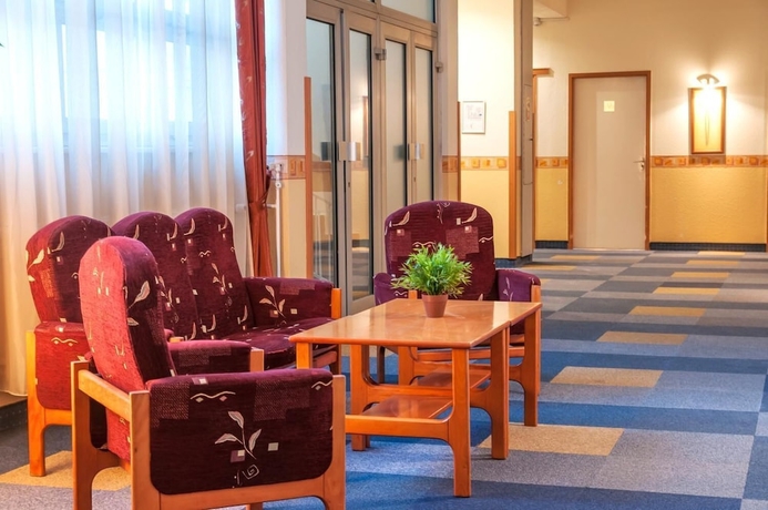 Imagen de los interiores del Hotel &Eacute;ben. Foto 16