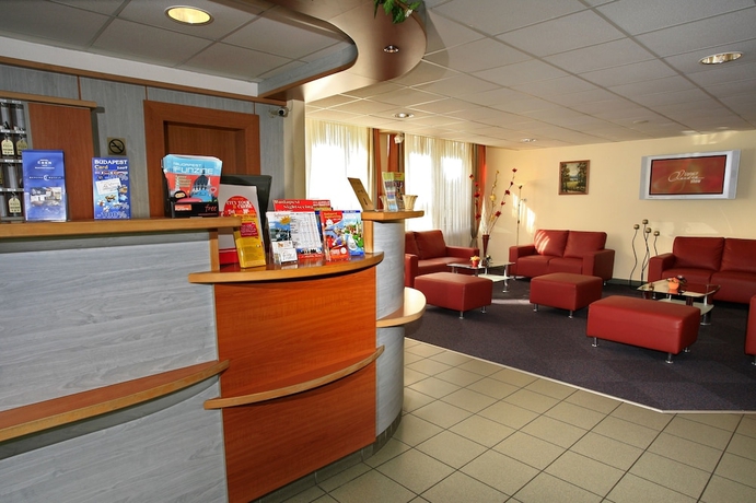 Imagen de los interiores del Hotel &Eacute;ben. Foto 19