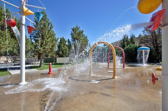 Imagen de los exteriores del Hotel Eagle Crest Vacation Resort. Foto 16