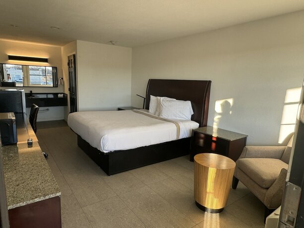 Imagen de la habitación del Hotel Eagle Inn. Foto 8