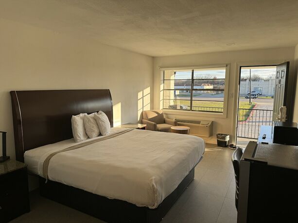 Imagen general del Hotel Eagle Inn. Foto 4