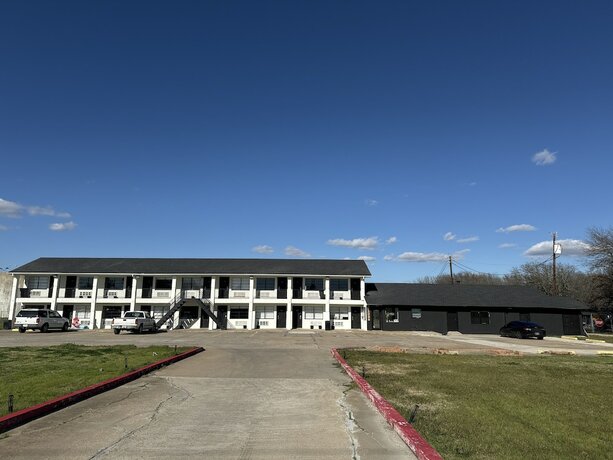 Imagen general del Hotel Eagle Inn. Foto 7