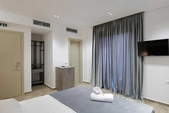 Imagen general del Hotel Eagle, Ksamil. Foto 2