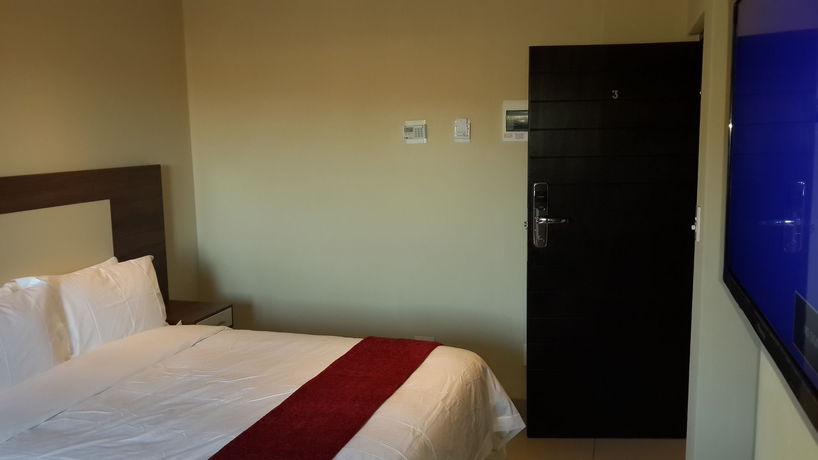Imagen de la habitación del Hotel Eagle Nest Luxury Accommodation. Foto 3
