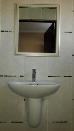 Imagen de la piscina del Hotel Eagle Nest Luxury Accommodation. Foto 16