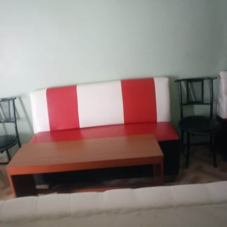Imagen de los interiores del Hotel Eagles Lodge. Foto 11