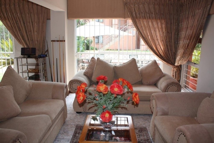 Imagen de los interiores del Hotel Eagles Nest Lodge. Foto 18