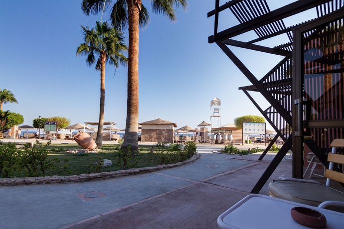 Imagen de la habitación del Hotel Eagle's Paradise Beach Resort Abu Soma. Foto 13