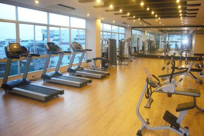 Imagen de la piscina del Hotel Eak Condoview. Foto 17