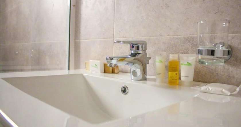 Imagen de la habitación del Hotel Earl Heights Suites. Foto 5