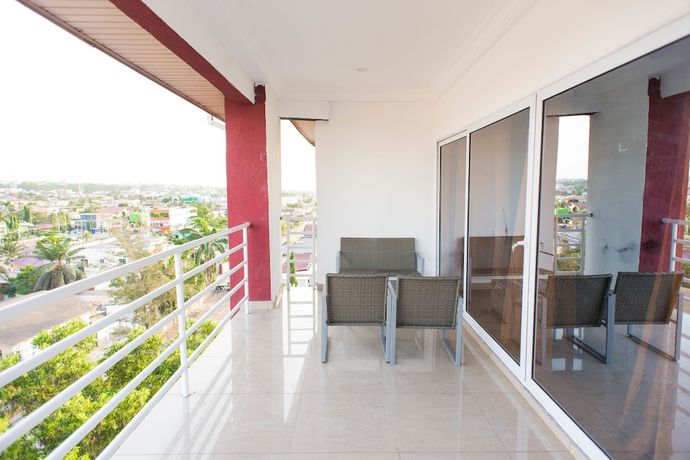 Imagen de la habitación del Hotel Earl Heights Suites. Foto 7