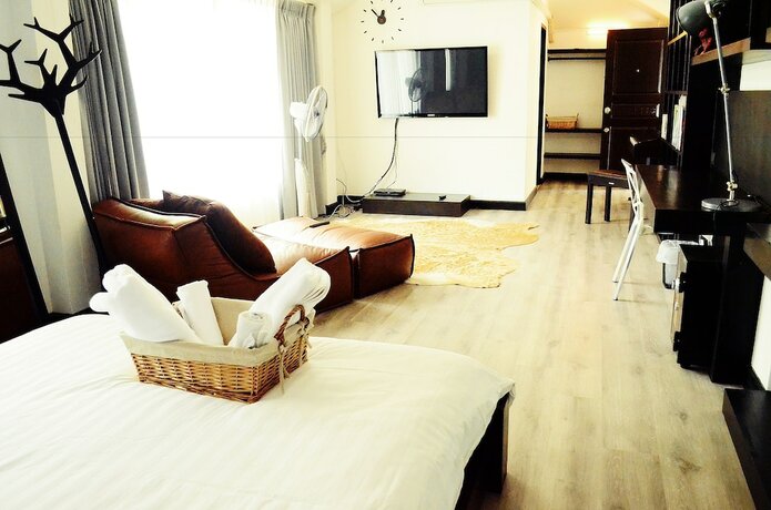 Imagen general del Hotel Early Bird Bed and Breakfast - Adults Only. Foto 3