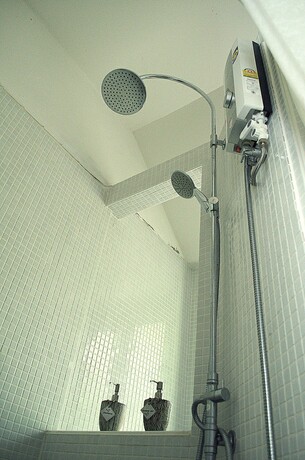 Imagen general del Hotel Early Bird Bed and Breakfast - Adults Only. Foto 4