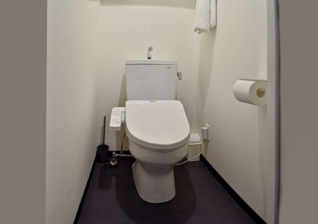 Imagen general del Hotel Earthmans Osaka-jo. Foto 9