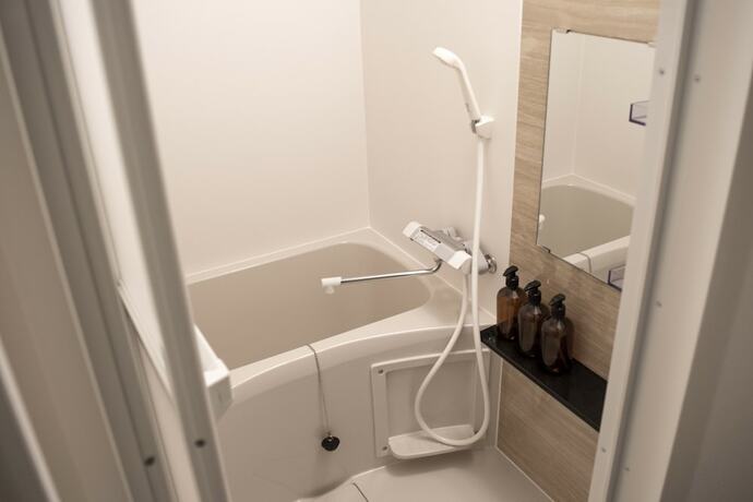 Imagen de la habitación del Hotel Earthmans Osaka-jo. Foto 14