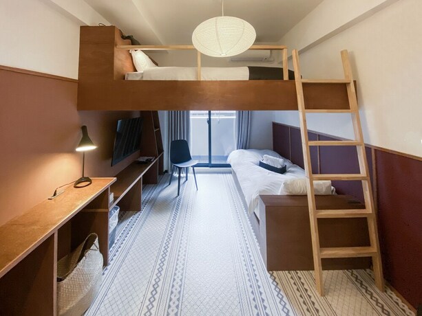 Imagen de la habitación del Hotel Earthmans Osaka-jo. Foto 18