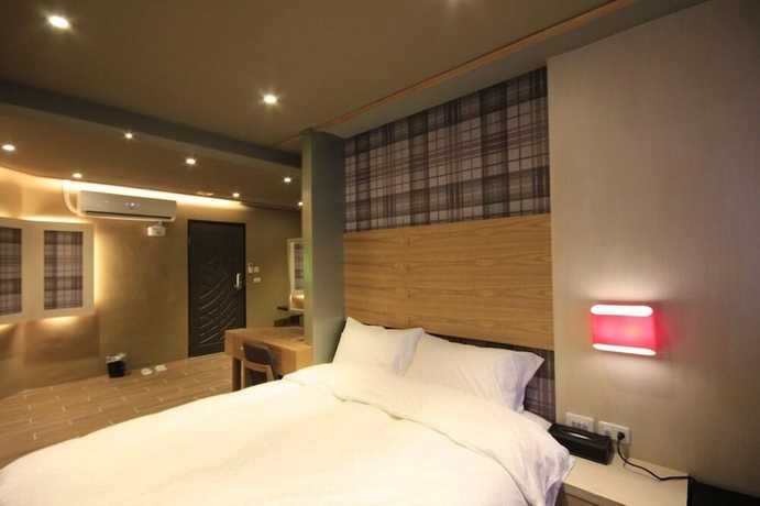 Imagen de la habitación del Hotel Ease Bed and Breakfast. Foto 14