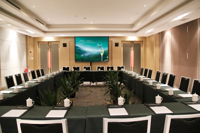 Imagen de los interiores del Hotel Easeland Guangzhou. Foto 16