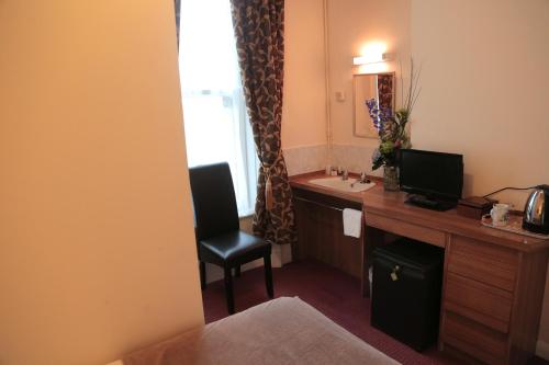 Imagen de la habitación del Hotel East Beach. Foto 6