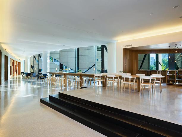 Imagen de los interiores del Hotel East Beijing. Foto 24