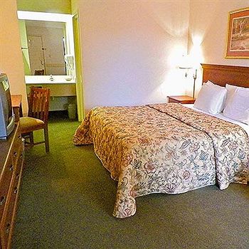 Imagen de los exteriores del Hotel East Carolina Inn. Foto 12