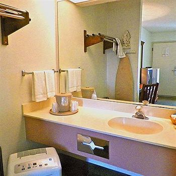 Imagen de la habitación del Hotel East Carolina Inn. Foto 8