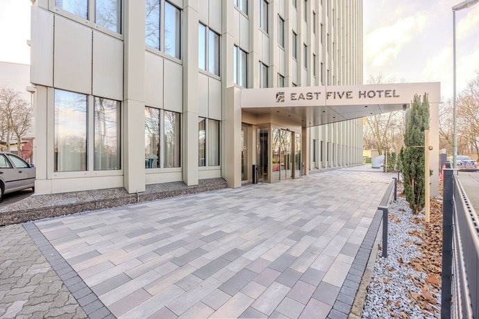 Imagen de los interiores del Hotel East Five Frankfurt Offenbach. Foto 14