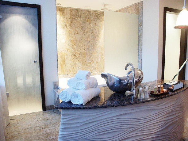 Imagen de la habitación del Hotel East, Hamburgo. Foto 6