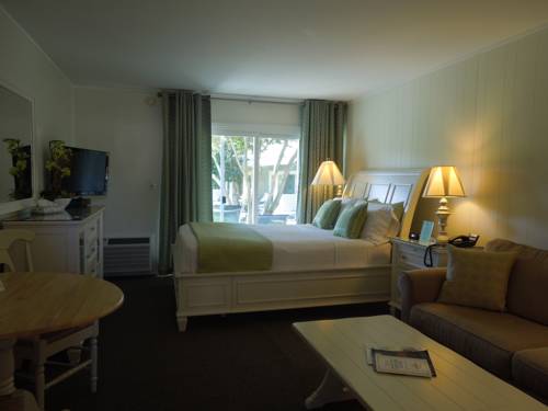 Imagen de la habitación del Hotel East Hampton House Resort. Foto 7