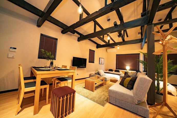 Imagen de la habitación del Hotel East One. Foto 18