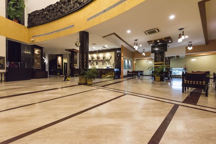Imagen de los interiores del Hotel East Park. Foto 19