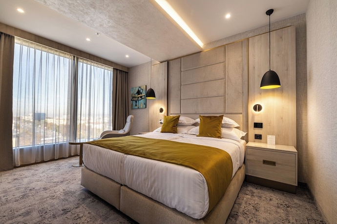 Imagen de la habitación del Hotel East Plaza. Foto 6