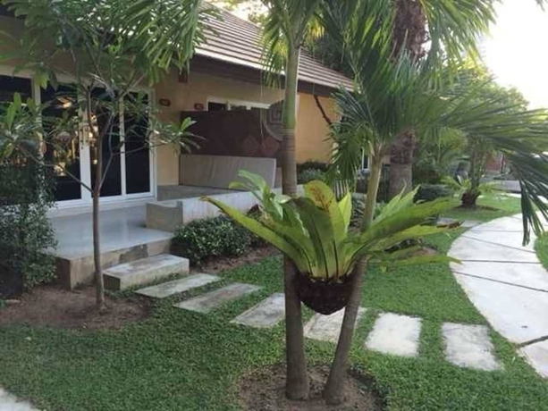 Imagen de los exteriores del Hotel East Sea Paradise. Foto 11