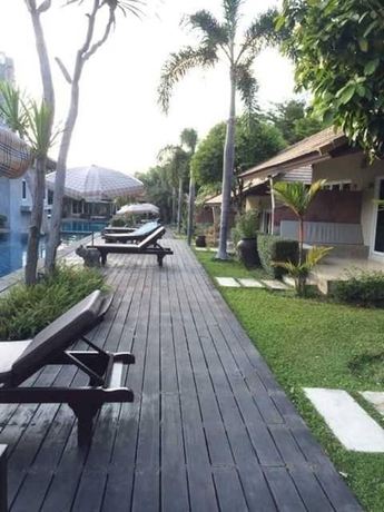 Imagen de los exteriores del Hotel East Sea Paradise. Foto 13