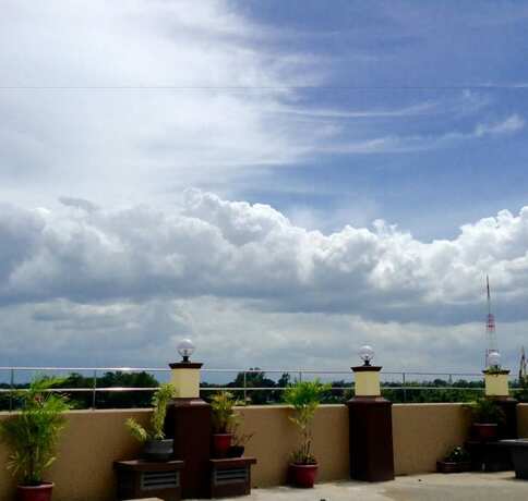 Imagen general del Hotel East Square Inn. Foto 2