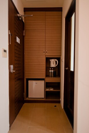 Imagen de la habitación del Hotel East Town 26. Foto 32