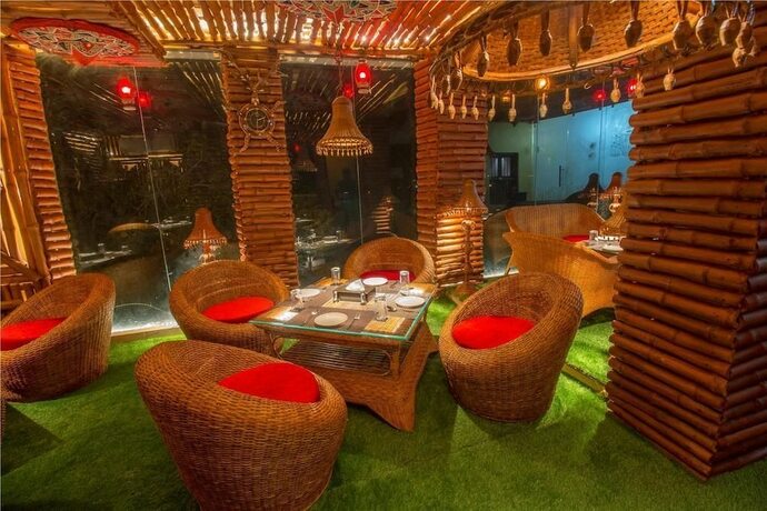 Imagen del bar/restaurante del Hotel East View, Varanasi. Foto 4