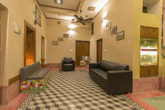 Imagen de los interiores del Hotel East View, Varanasi. Foto 14