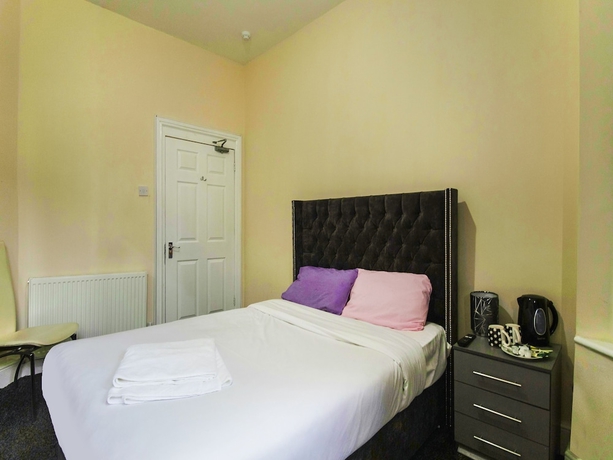 Imagen de la habitación del Hotel Eastbourne Lodge. Foto 6