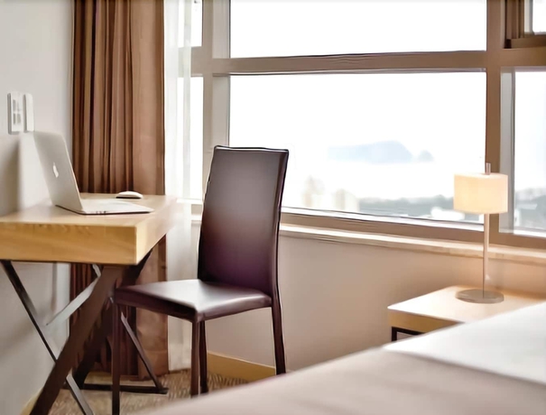 Imagen de la habitación del Hotel Eastern Hotel Jeju. Foto 11