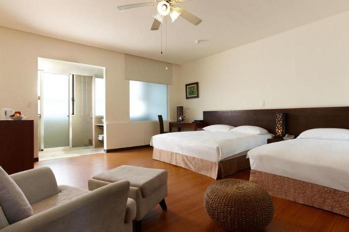 Imagen general del Hotel Eastern Hotels and Resorts Yangmei. Foto 5