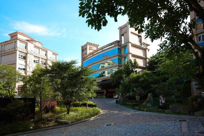 Imagen general del Hotel Eastern Hotels and Resorts Yangmei. Foto 9