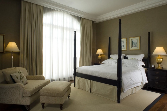 Imagen de la habitación del Hotel Eastern and Oriental. Foto 9