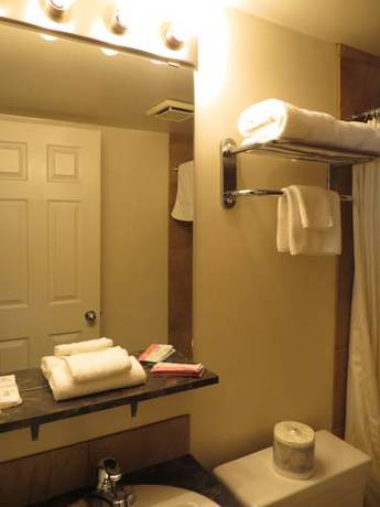 Imagen general del Hotel Eastglen Inn. Foto 1